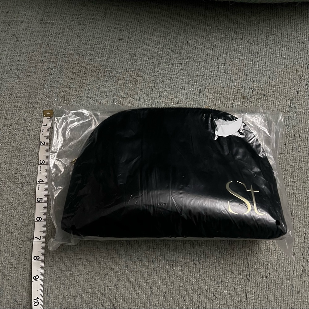 Seint Black Velvet Zip Around Monogram Make Up Cosmetic Travel Bag SEALED - Picture 5 of 6